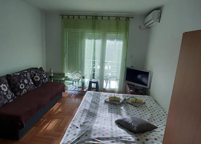 Grkovic & Free Parking Apartman